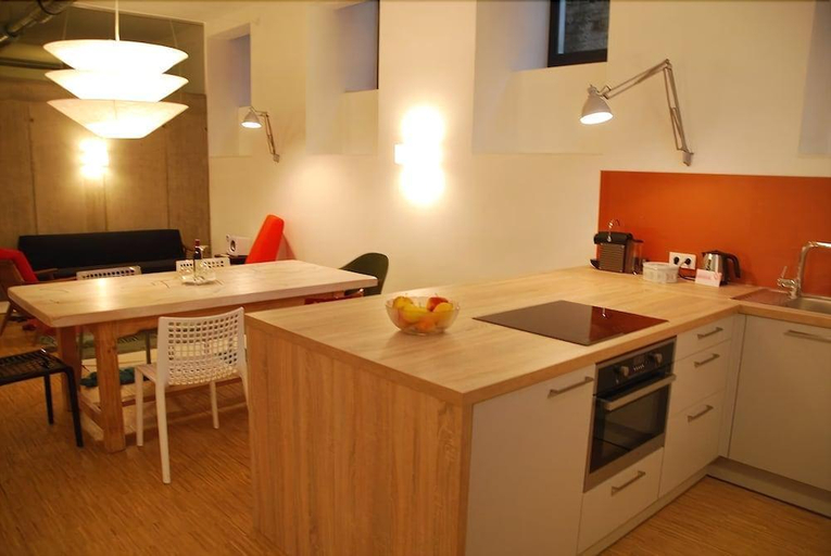 Others 2, My Home in Vienna, Wien