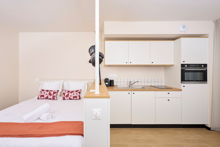 Bedroom 3, Hife Bordeaux, Gironde