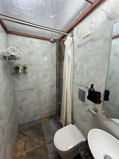 Bathroom 3, Kamal Farm Resort, Thane