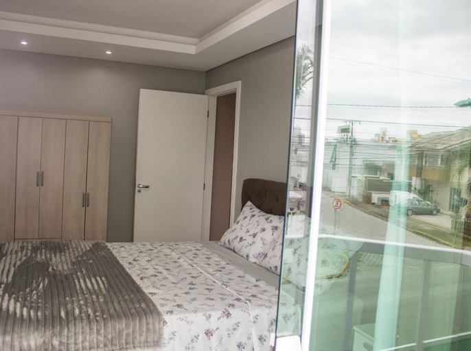 Room 4, Loft com Wi-fi e Tima Localiza o em Bigua u SC, Biguaçu