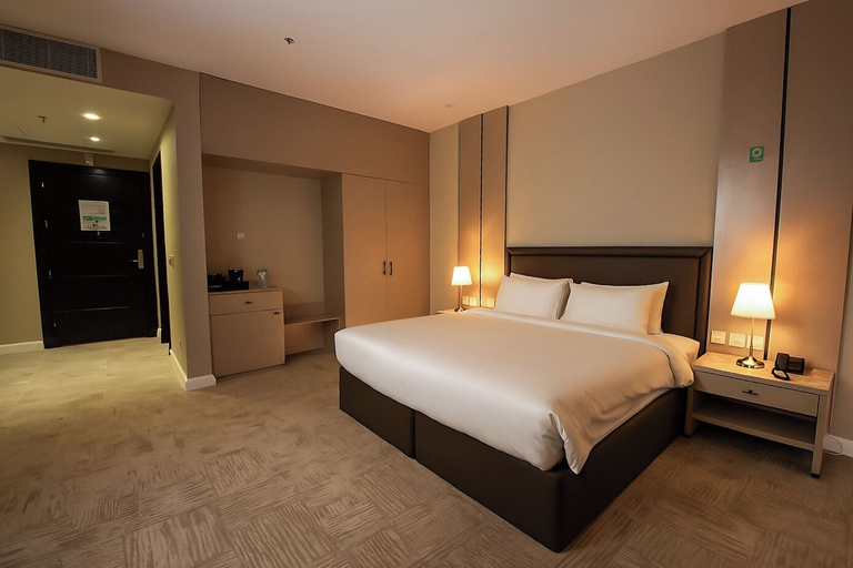Bedroom 4, Towlan Al Rayan Hotel, Riyadh