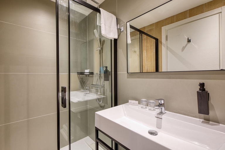 Bathroom 4, VITA Hotel, St Julian's