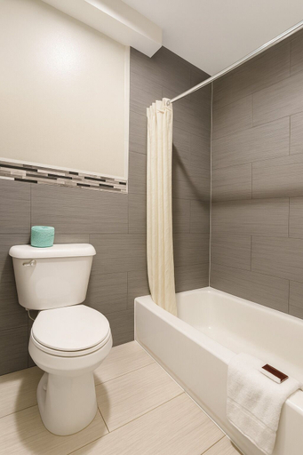 Bathroom 3, Casa Blanca Hotel - Corona, Riverside