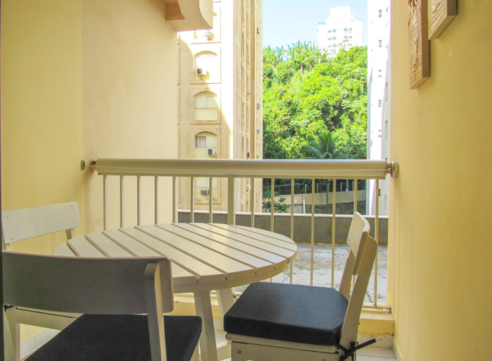 Room 3, Apartamento a 70m da Praia de Pitangueiras SP, Guarujá