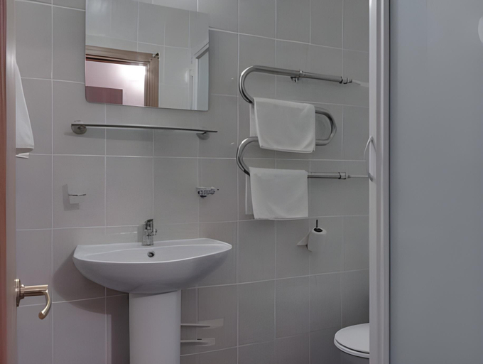 Bathroom, Hotel Voyage Park, North-Western