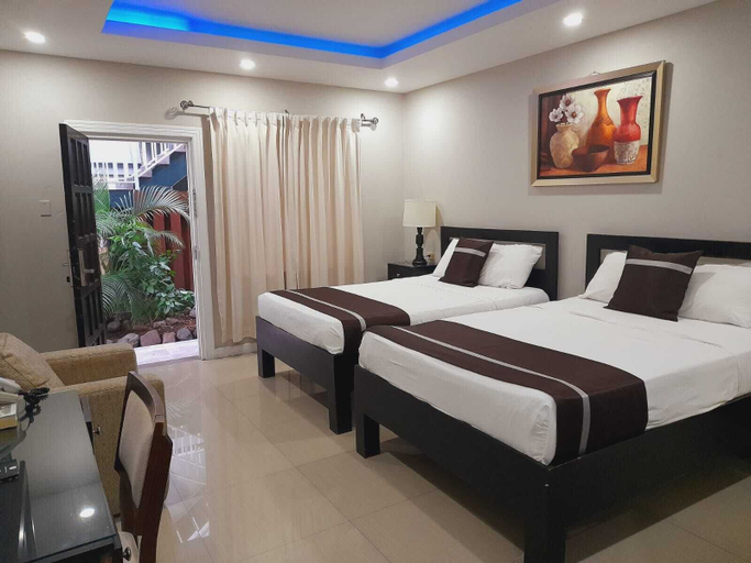 Bedroom 3, Christar Villas Hotel