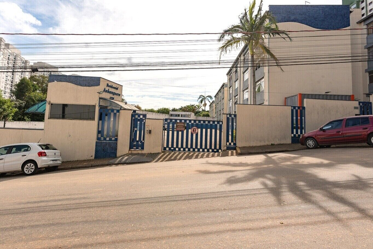 Room 4, Apto c boa Localiza o Prox Centro pet Friendly, Jundiaí