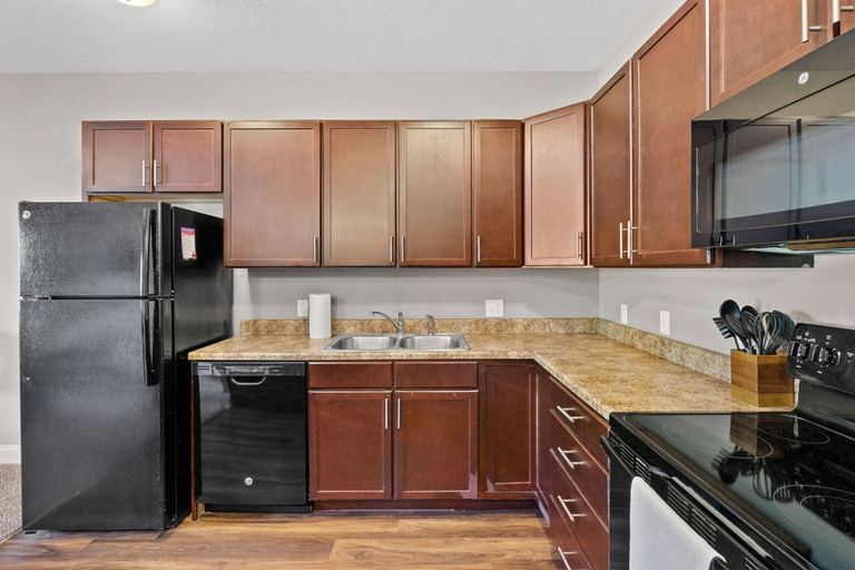 Room 4, Modern Retreat in West Des Moines, Dallas