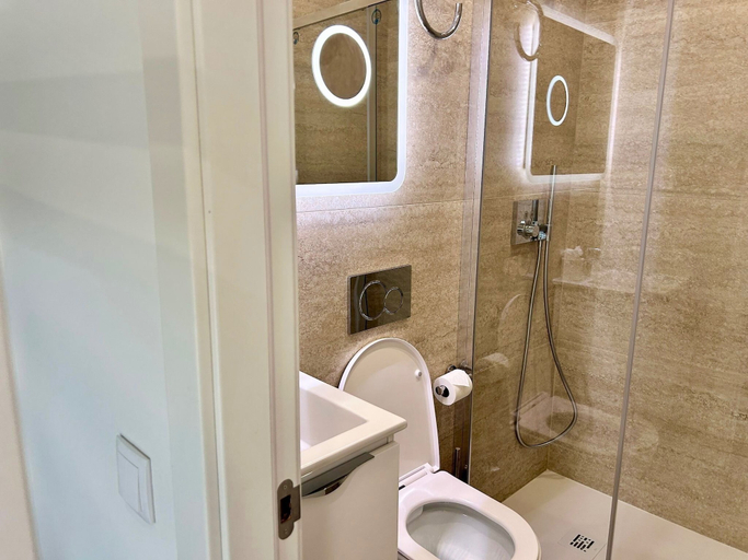 Bathroom 4, Lagos Marina- 7nightdiscount- Twin Room, Lagos