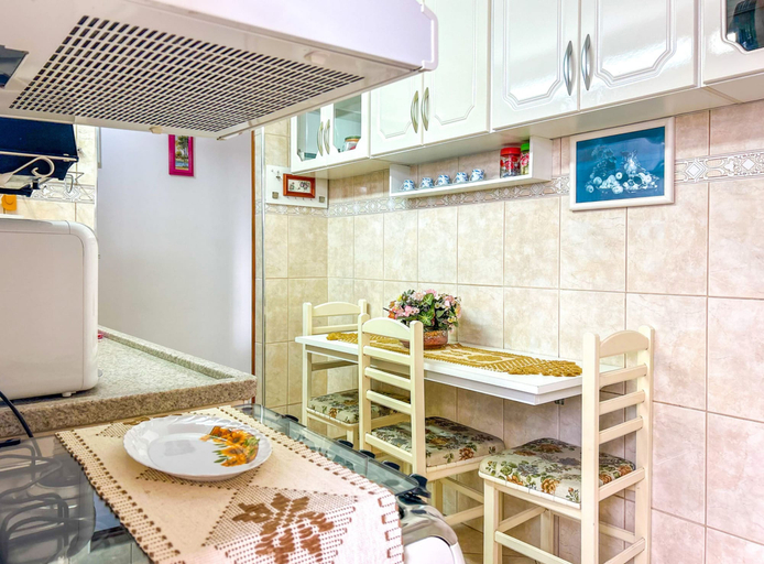 Room 2, Apto com Wi-fi Ar Smart TV Garagem, Santos