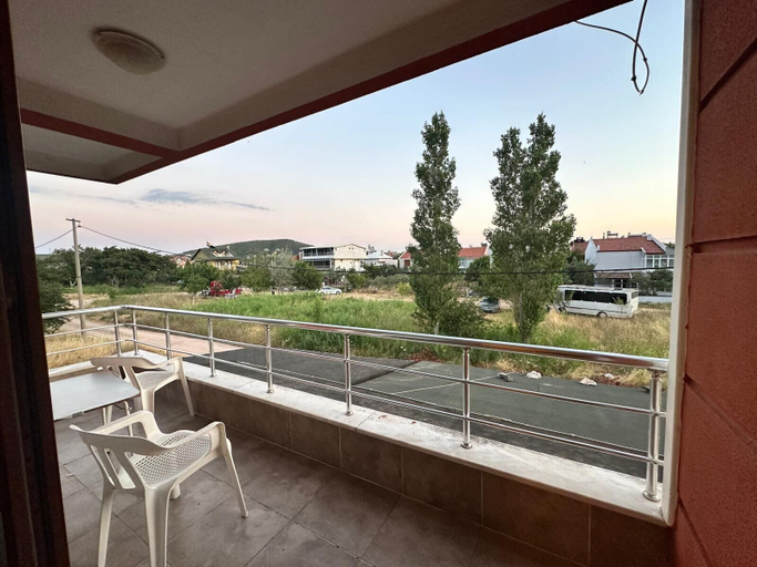 Terrace/patio 5, Görkem Suits & Villas, Erdek
