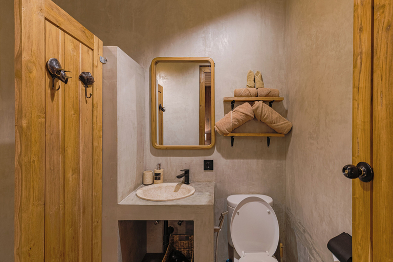 Bathroom 4, Kilani Villa By Betterplace, Badung