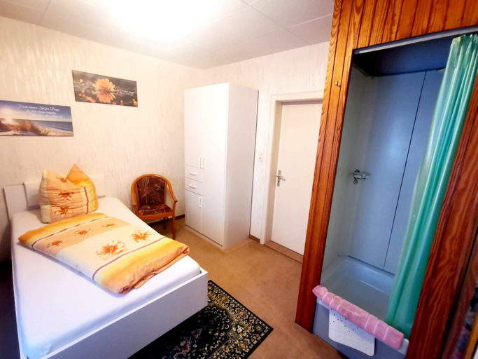 Bedroom 3, Landgasthof Leverenz, Heidekreis