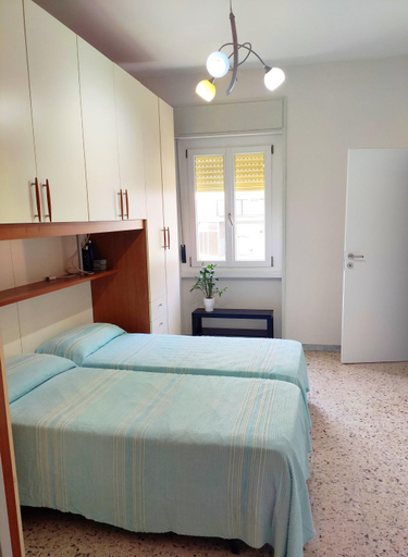 5, Camera con bagno privato - Alessandrino, Roma