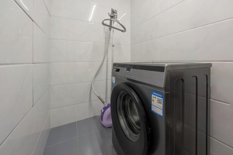 Bathroom 4, Jin Meng Yuan Hotel, Zibo