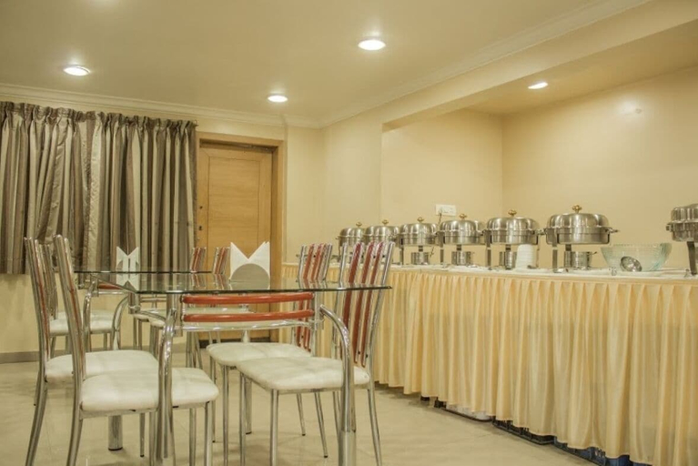 Food & Drinks 5, Hotel Orchard Pune, Pune