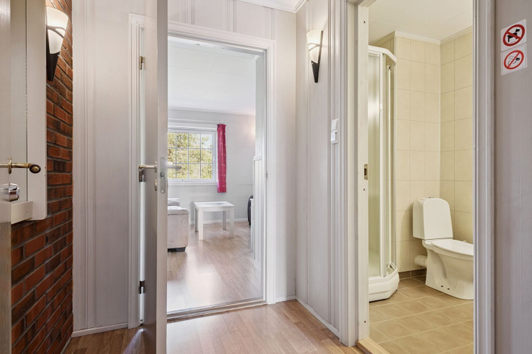 Bathroom 5, Heia Gjestegård, Grong