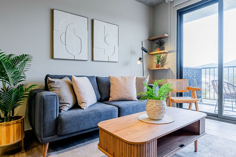 Room 2, w Trendy 2BR w Balcony in the Heart of Centriqo, Arraiján