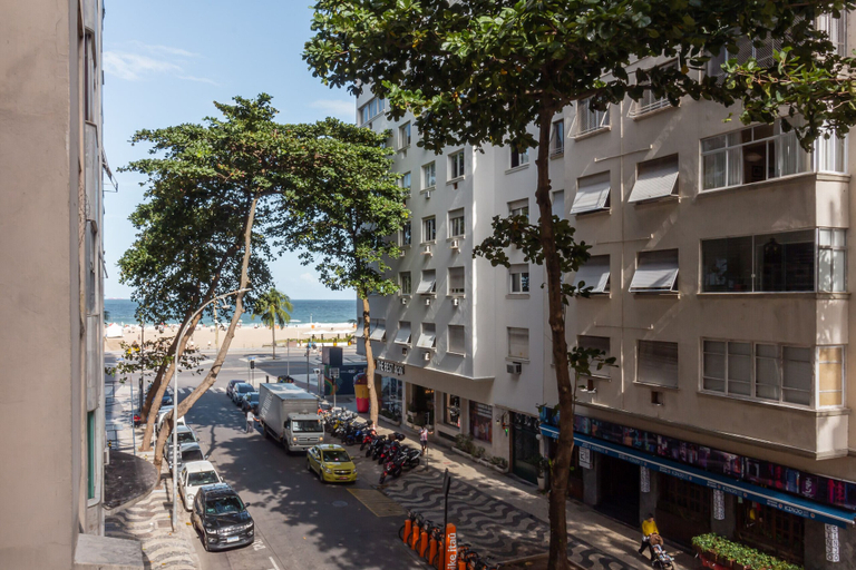 Room 4, 2 Minutes From Copacabana Beach D302, Rio de Janeiro