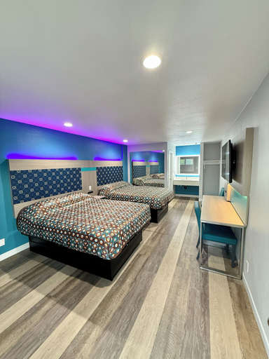 Bedroom 2, Royale Inn Motel, Los Angeles