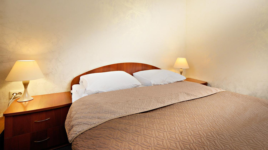 Others 5, Rus Hotel, North-Eastern