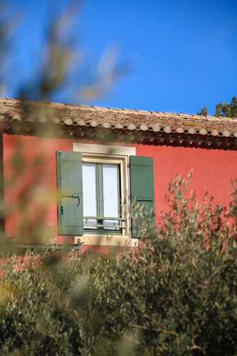 Room 5, Le Mas Ela a Your Family Haven With Private Pool, Bouches-du-Rhône