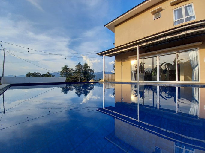 Others 2, Villa Double Zee, Bogor