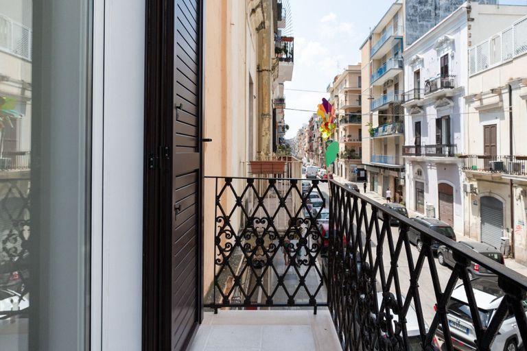 Room 4, Nicolaus 204 - Brown Room by Wonderful Italy, Bari
