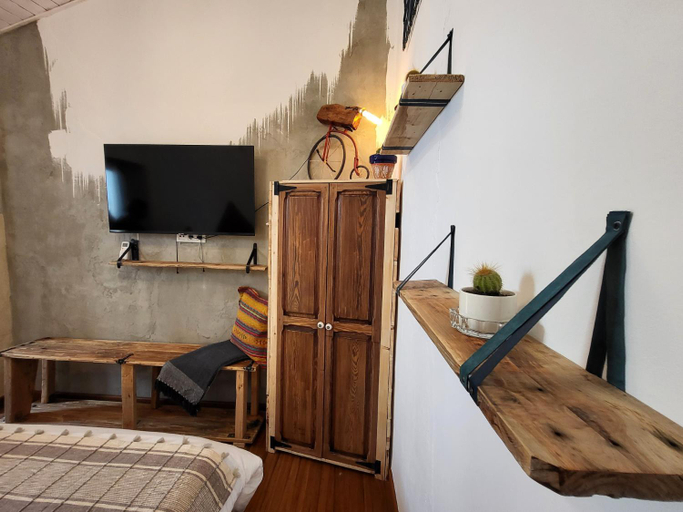 Others 4, Casa de Koras, Valencia