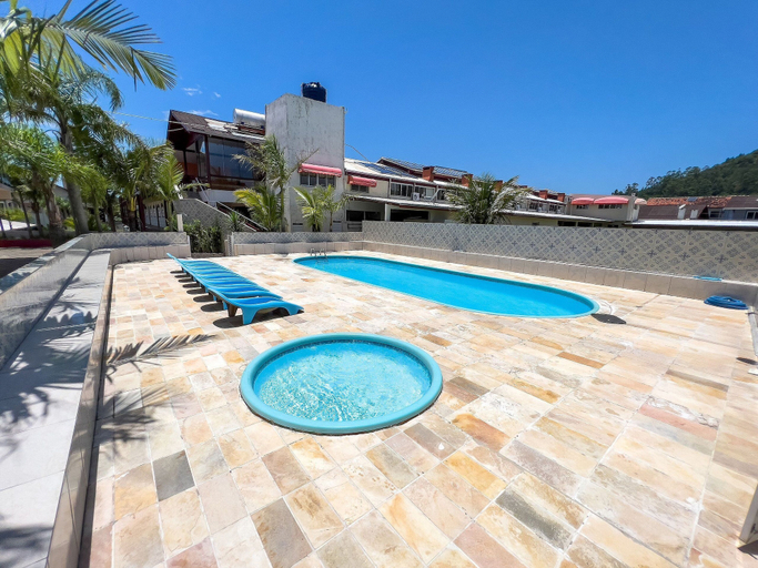 Others 4, AP 46 - Residencial Solavir, Bombinhas