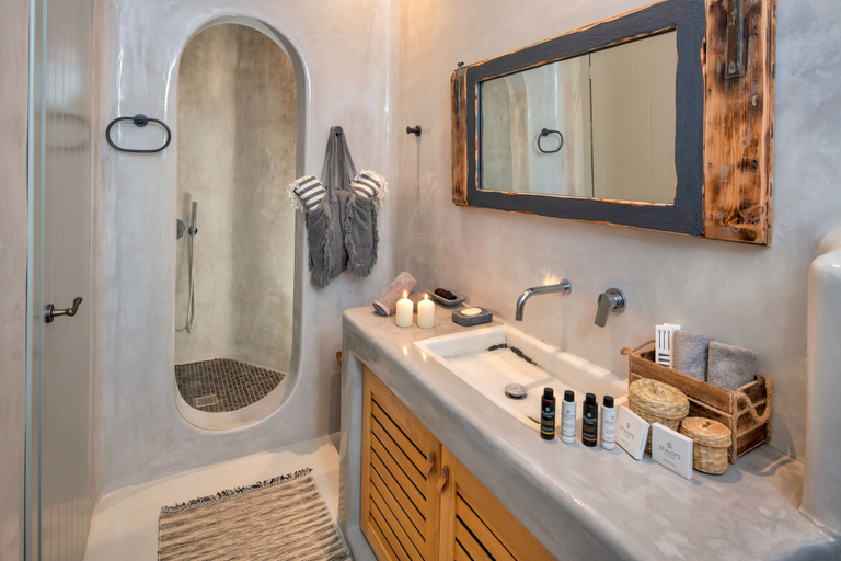 Bathroom 4, Megalochori 1-bed Villa, Sleeps 3, Pool & Parking, South Aegean