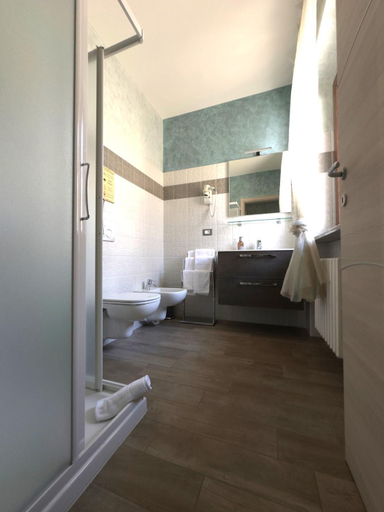 Bathroom, Rocche di Montexelo - Green Key Apartments & spa, Cuneo