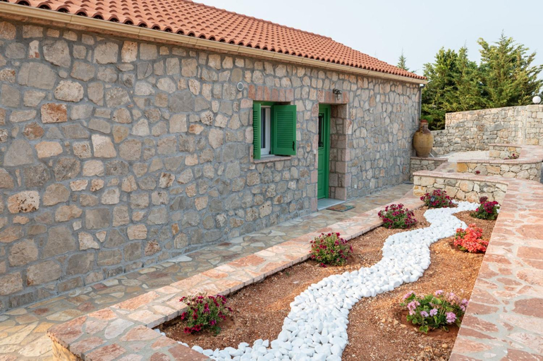 Others 2, Nymfes Villas, Ionian Islands