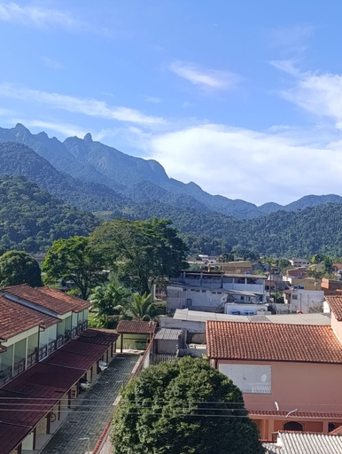 Room 3, Apto c Wi-fi Garagem e Vista das Montanhas, Angra dos Reis