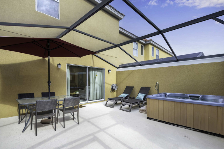 Room 2, 10 Min to Disney Cozy Townhome Jacuzzi, Osceola