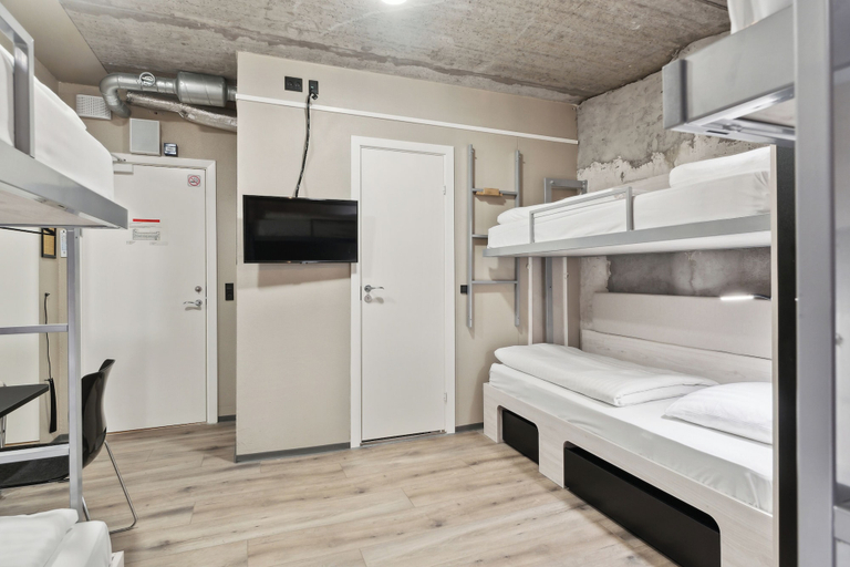 Room 3, Hotel Fyrtøjet - We give less You save more, Odense