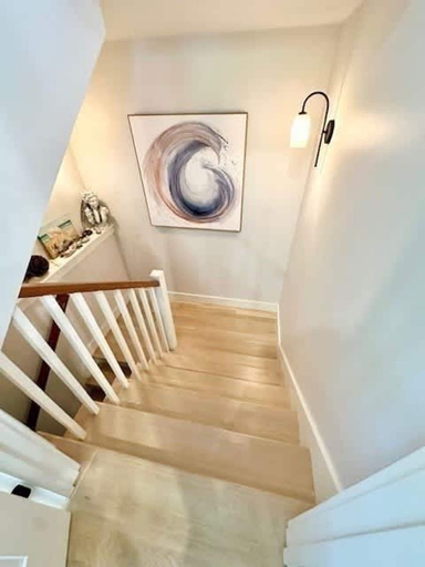Room 3, Modern 3b3b Country House and Barn on Quiet Road, Newport