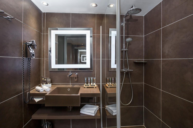 Bathroom 3, Novotel Moscow City, North-Western