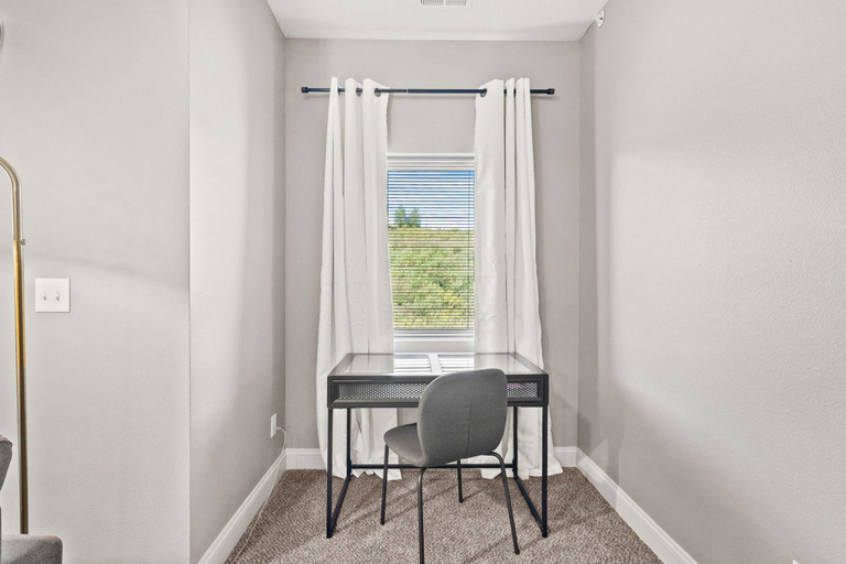 Room 2, Modern Retreat in West Des Moines, Dallas