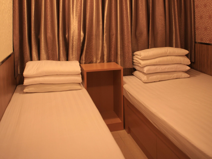 Bedroom 3, New Mong Kok Guest House, Kowloon