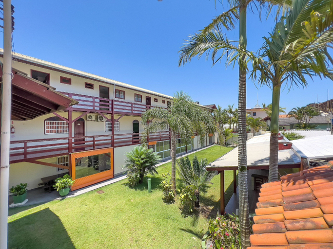 Others 4, AP 41 - Residencial Solavir, Bombinhas