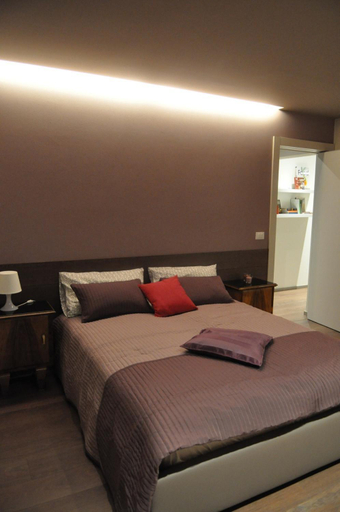 Others 5, Le Sartorie, Udine