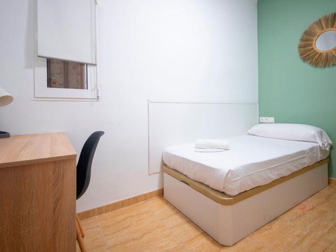 Room 4, Th08 Apartamento Moderno con Patio Privado, Tarragona