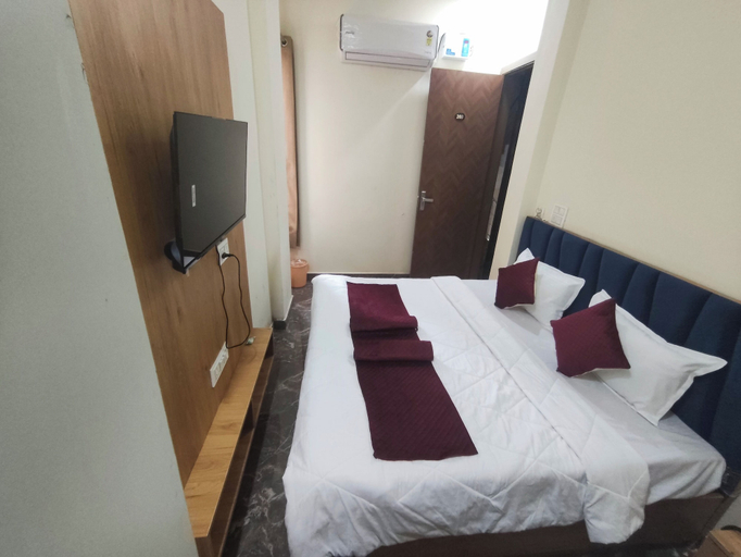 Room 4, Hotel RB Inn, Amritsar