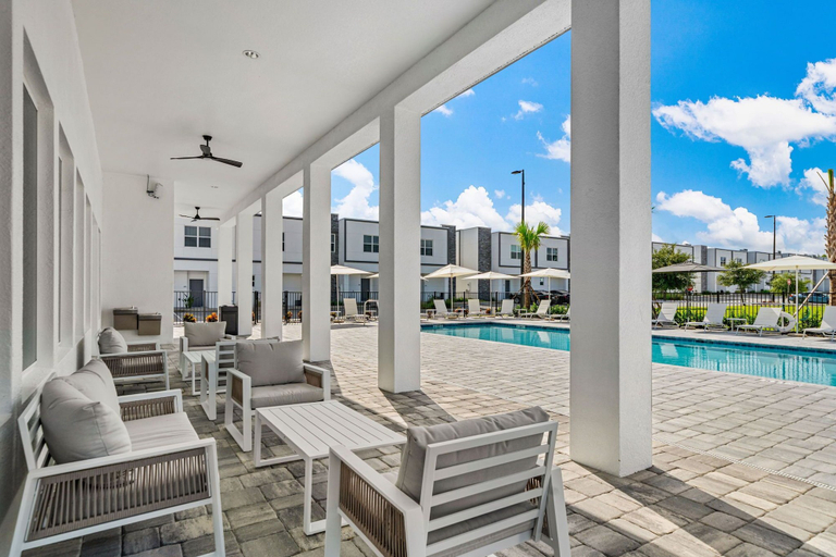 Sport & Beauty 3, 624 Trikomo Drive, Polk