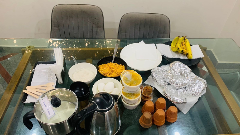 Food & Drinks, Hotel Ishtara, Delhi