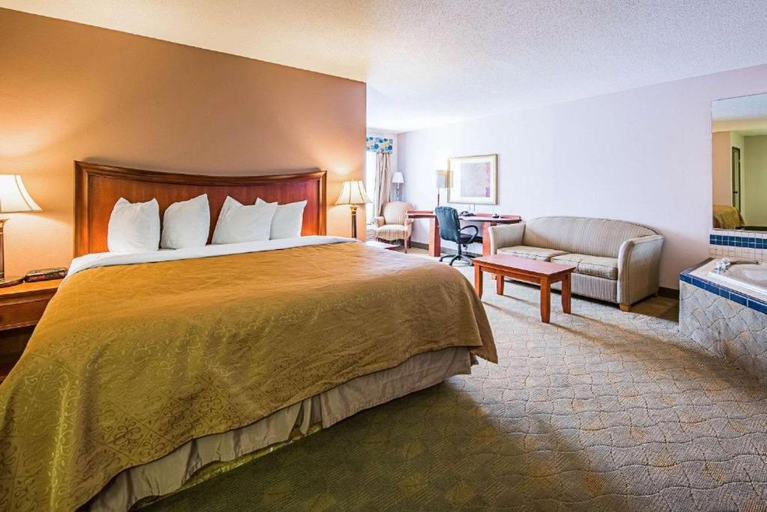 Others 5, Royal Inn Suites, Huntington