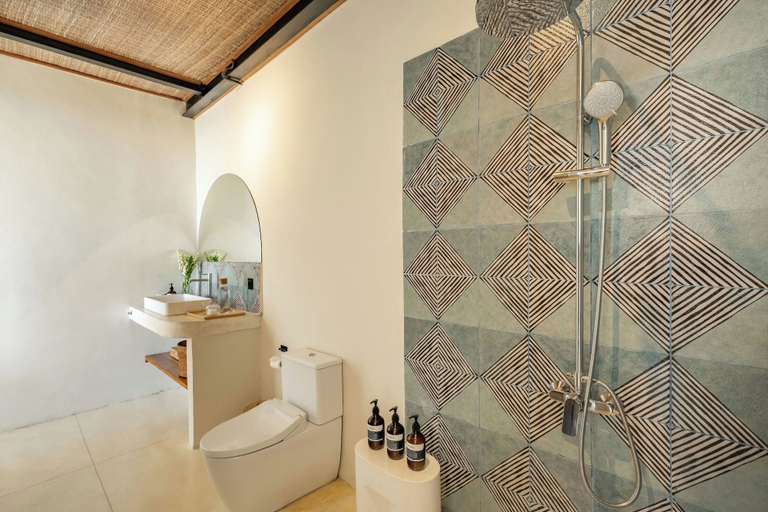 Bathroom 5, Ahimsa Uluwatu - Ocean View Villa, Badung