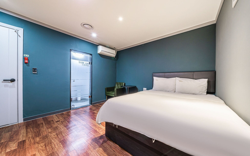 Bedroom 3, Gwangmyeong Sum, Geum-cheon