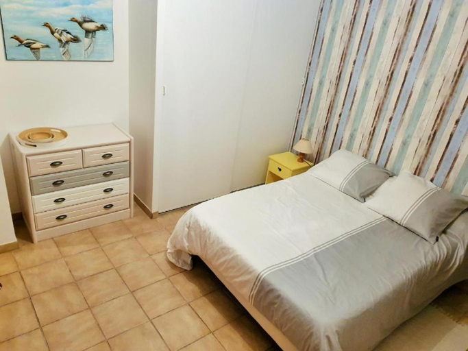 Others 2, Chambre spacieuse et calme, Charente-Maritime